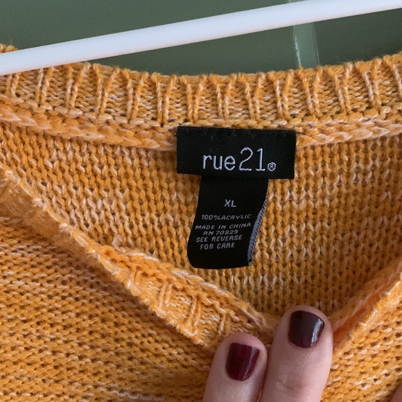 🖤 Rue 21 Yellow Sweater - Picture 5 of 6
